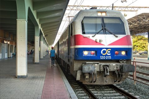 Trains in Greece