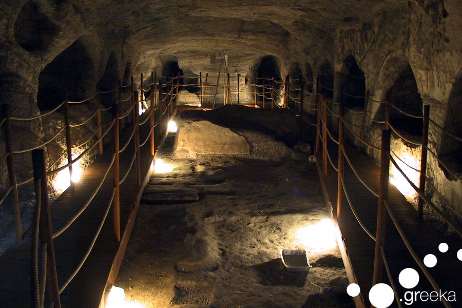 Catacombes Milos Greece