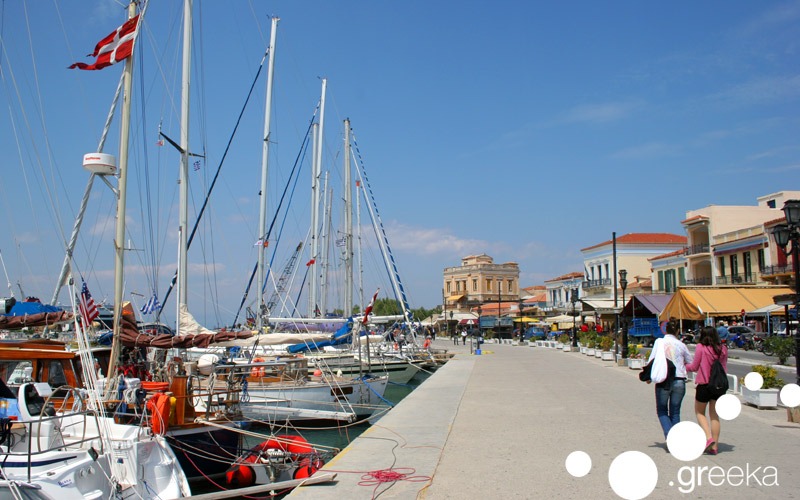 One day ferry trips from Athens: Aegina island