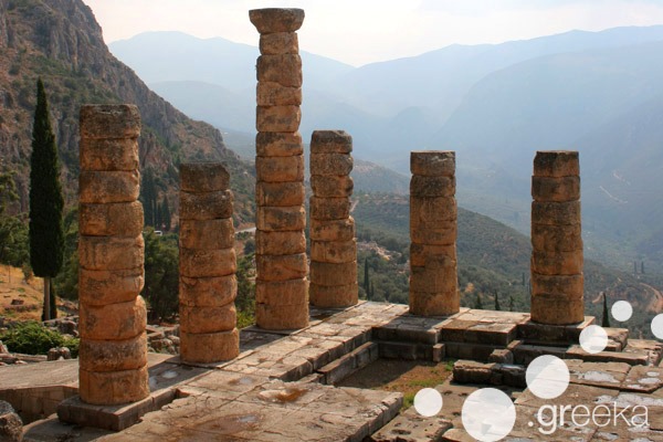 What not to miss in Greece: Tour to Ancient Delphi