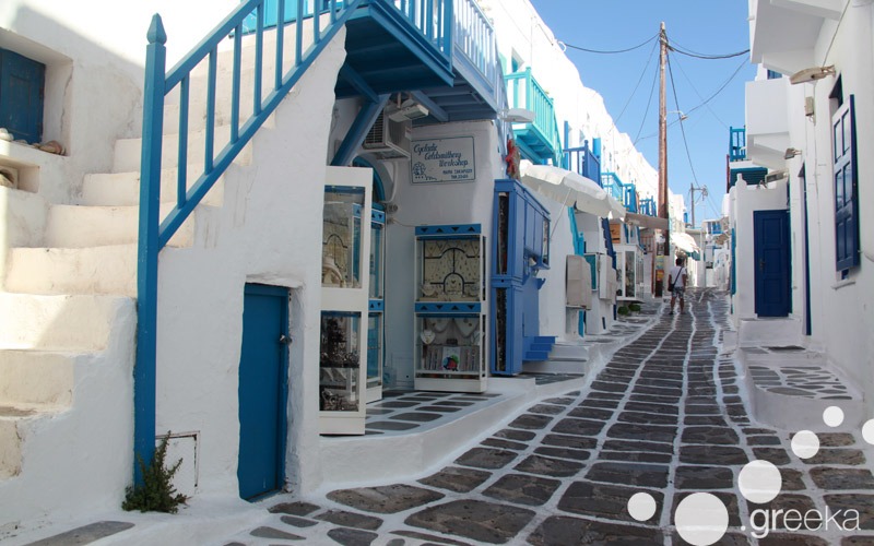 What to see in Mykonos in one day: Walk in the town