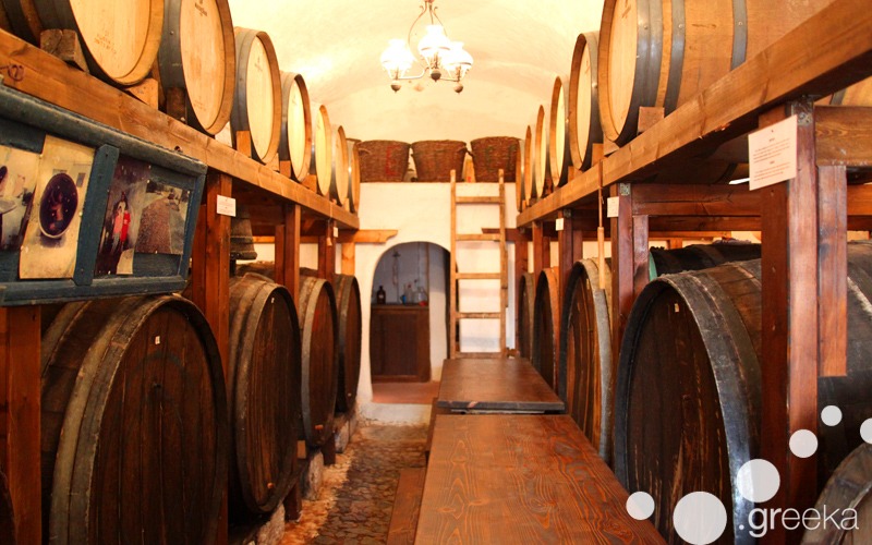 Santorini wine tours