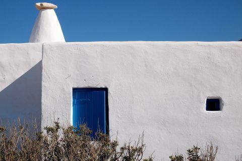 Cycladic architectural details