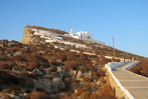 The path to Panagia church 