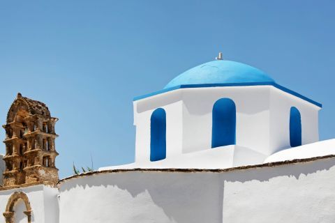 Whitewashed church with blue dome