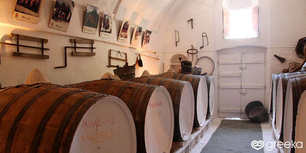 Wine tasting, of the best activities in Santorini