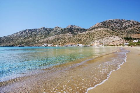 Crystal clear waters. Kamares beach, Sifnos.
