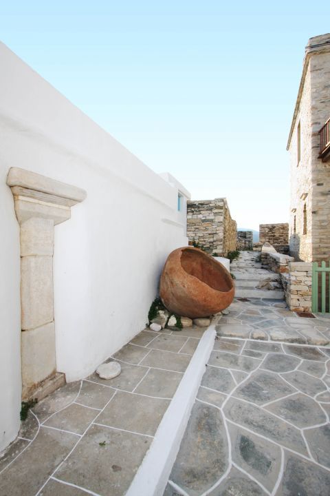 Picturesque corners on Sifnos island.