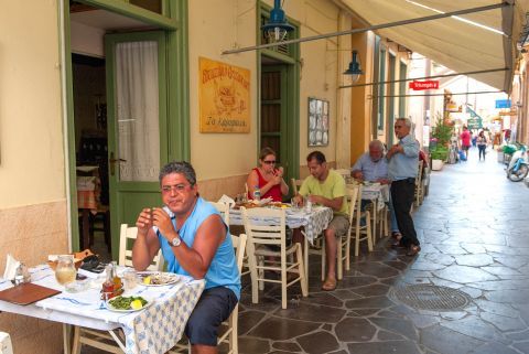 A traditional, Greek tavern in Aegina