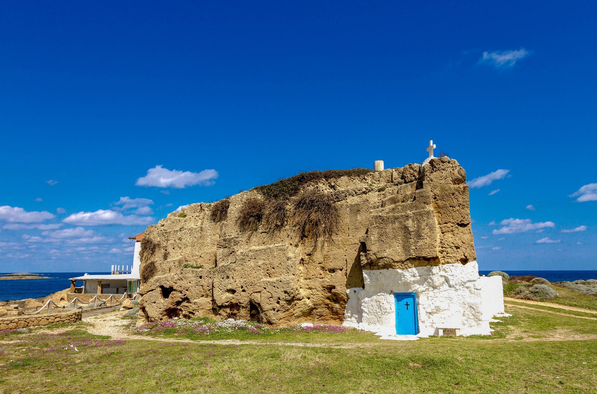 Agios Nikolaos, a little chapel carved in a rock!