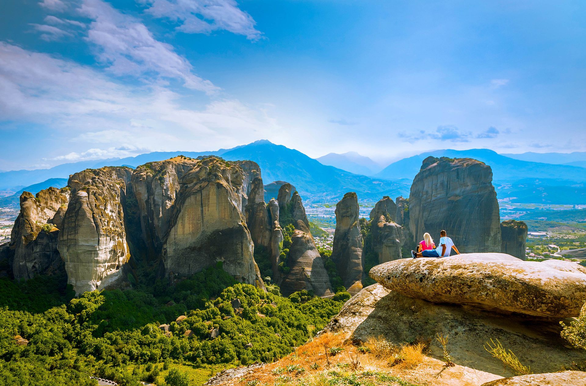 Meteora Greece: The impressibe rock formations