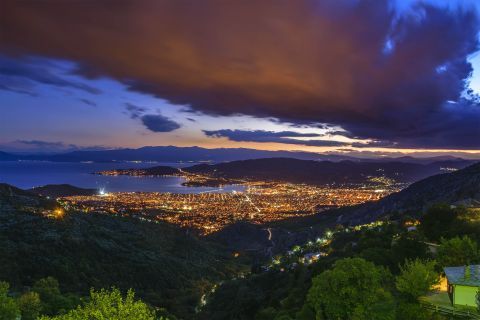 Panoramic view of Volos in night time.