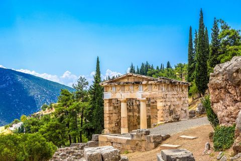 One day tour to Delphi, from Athens 1