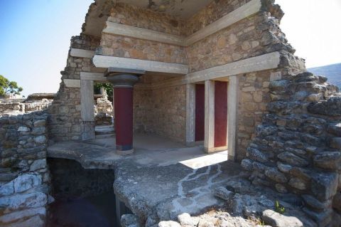 Day Trip to Knossos and the Lasithi Plateau 1