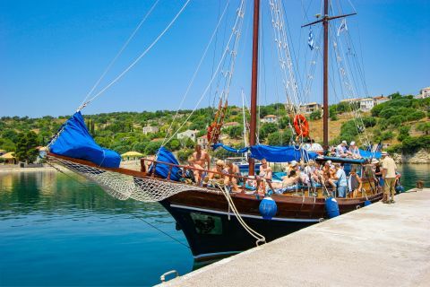 Christina boat tour to Kalamos and Kastos 1