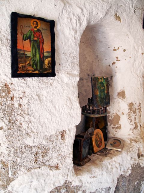 Agios Sozon chapel: An icon of Agios Sozon