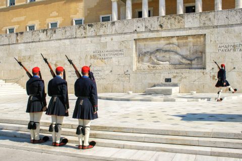 Changing of the guard: The Changing of the Guard Ceremony at the Tomb of the Unknown Soldier at Syntagma