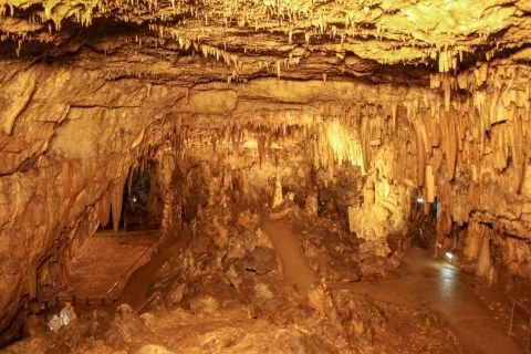 Drogarati Cave: A large stalagmitic cavern of rare beauty