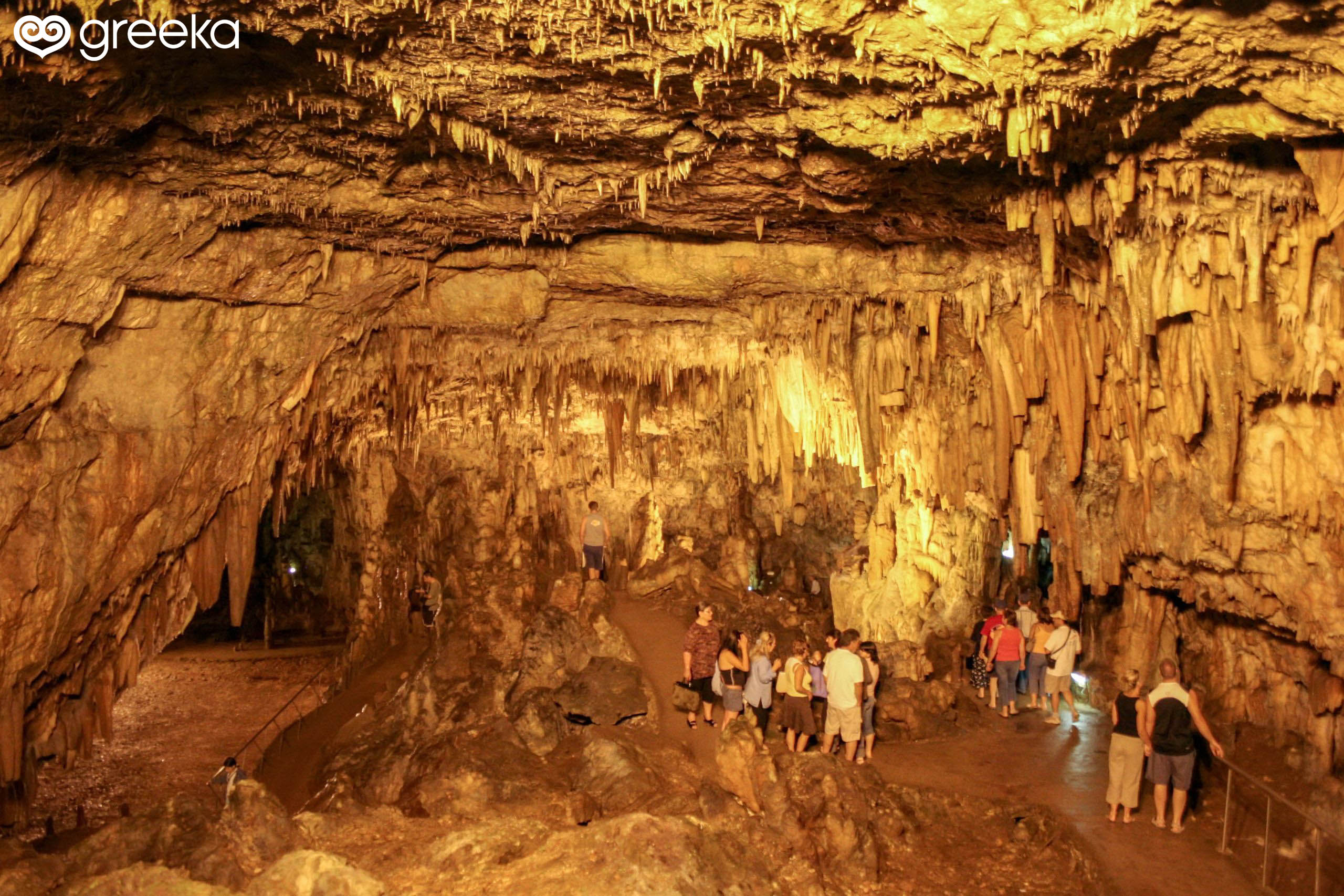kefalonia cave tours