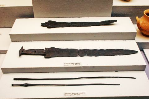 Archaeological Museum: Bronze swords and pins