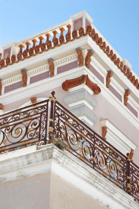Argyros Mansion museum: Architectural details of the Argyros Mansion