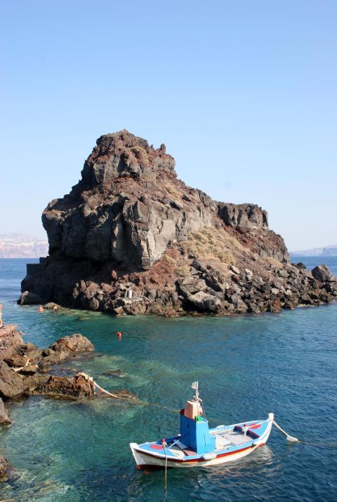 Agios Nikolaos Islet: Jumping spot of Agios Nikolaos