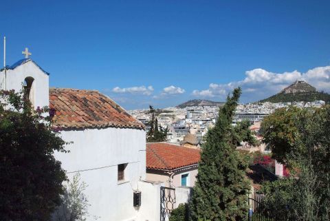 Anafiotika: Agios Simeon church
