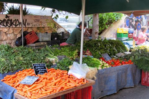Laiki Agora (Farmer's market): Fresh products