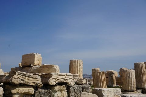 Acropolis: Columns