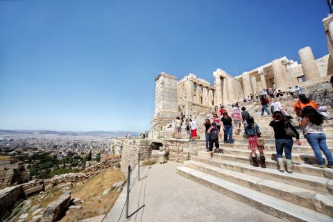 Acropolis: Tourists on the Acropolis