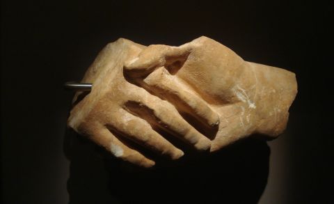 Cycladic Art Museum: Marble hands