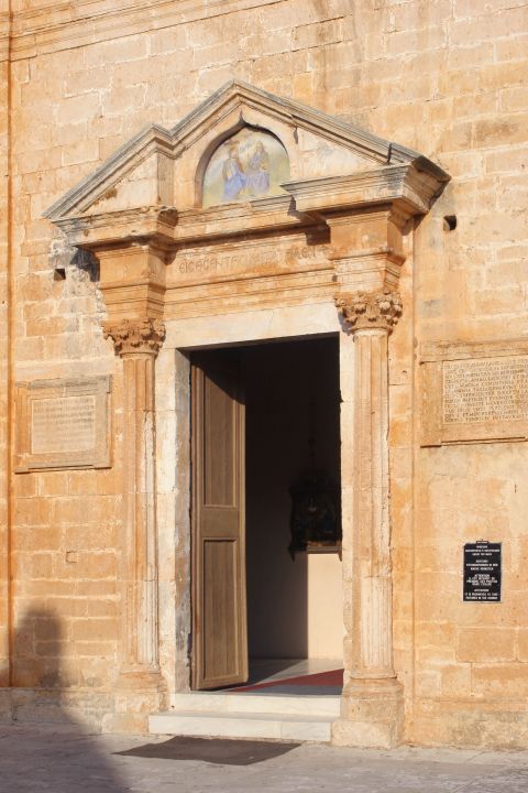 Agia Triada Tsagarolon: Entering the Monastery