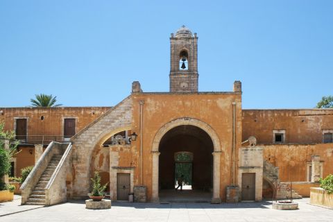 Agia Triada Tsagarolon: An impressive monastery