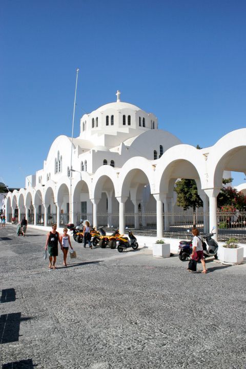 Orthodox Metropolitan Cathedral: The whitewashed building of the Orthodox Metropolitan Church of Santorini