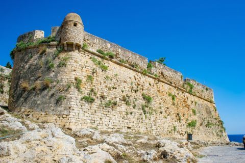 Fortezza: Fortezza was captured by the Ottomans in the 17th century.