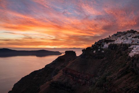 Sunset: Scenic view of Santorini in sunset time
