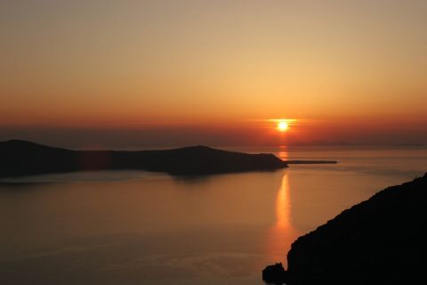 Sunset: The majestic view of the sunset in Santorini