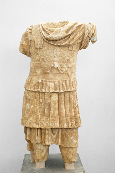 Delos Archaeological Museum: One of the museum's marble statue