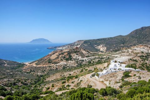Agios Ioannis Siderianos Monastery: Beautiful landscape of the Monastery and its natural surroundings