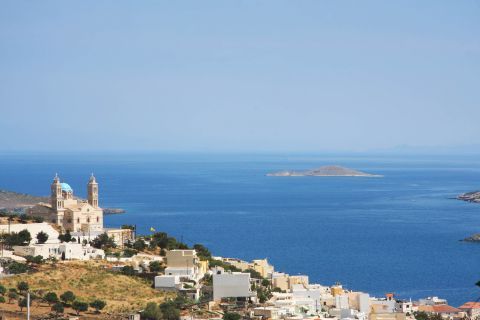 Resurrection Church: The Church of Resurrection overlooks the Aegean sea