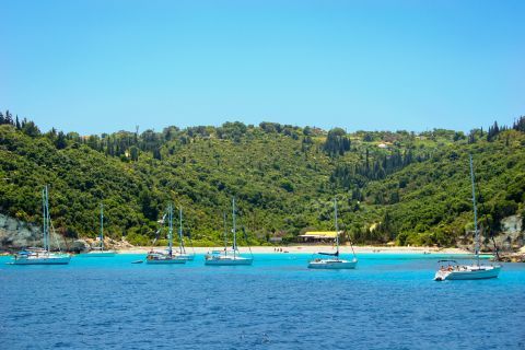 Antipaxos Island: Sailing on the crystal clear waters of Antipaxi.