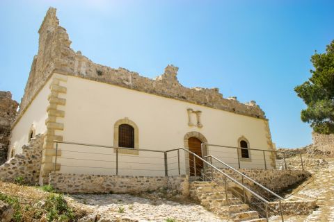 Chora Castle: Ruins of a house.