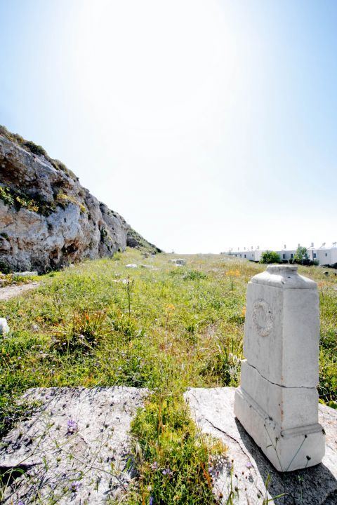 Asklepios Sanctuary: Ancient remains on Agia Anna hill in Paros
