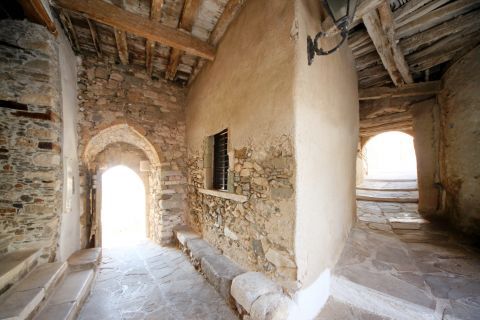 Venetian Museum: Inside the stone built Venetian Museum of Naxos