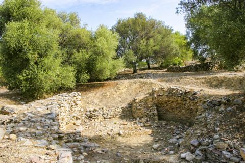 Peristeria Archaeological Site: The archaeological site of Peristeria is a place of special interest and has been declared as one of the primary centers of the First-Mycenaean Civilization in Greece.