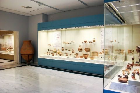 Archaeological Museum: Vases and amphorae.