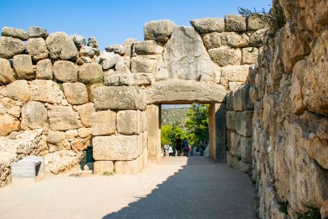 Cyclopean Walls: Gates of the Cyclopean Walls.