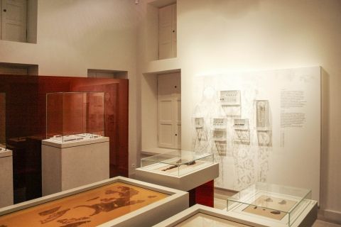 Archaeological Museum: Exhibits of the museum.