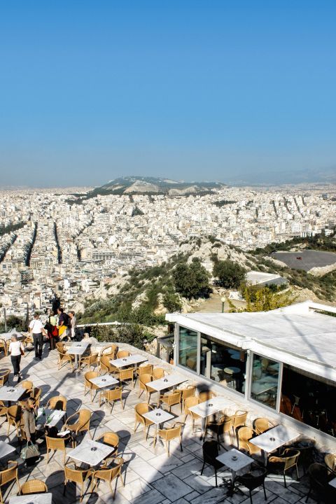 Lycabettus Hill: A small cafeteria on Lycabettus hill