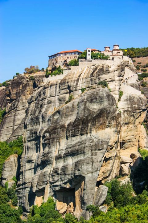 Roussanou Monastery: The building complex of the Monastery covers the entire terrace of an imposing cliff.
